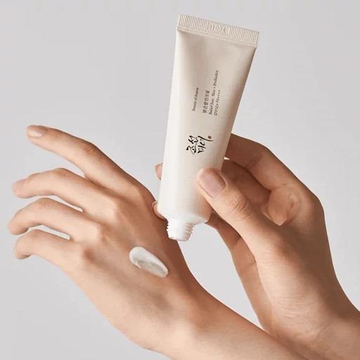 ضد آفتاب بیوتی آف جوسان SPF50