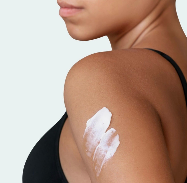 كره بدن پتال فرش Petal Fresh مدل Clarifying عصاره انبه و نارنگی حجم 237 میل
